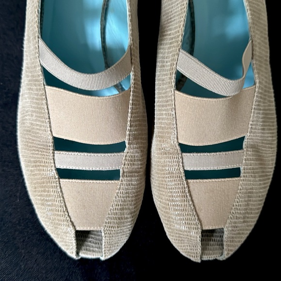 thierry rabotin Cherri Wedge Slingback Sandals - Picture 6 of 9